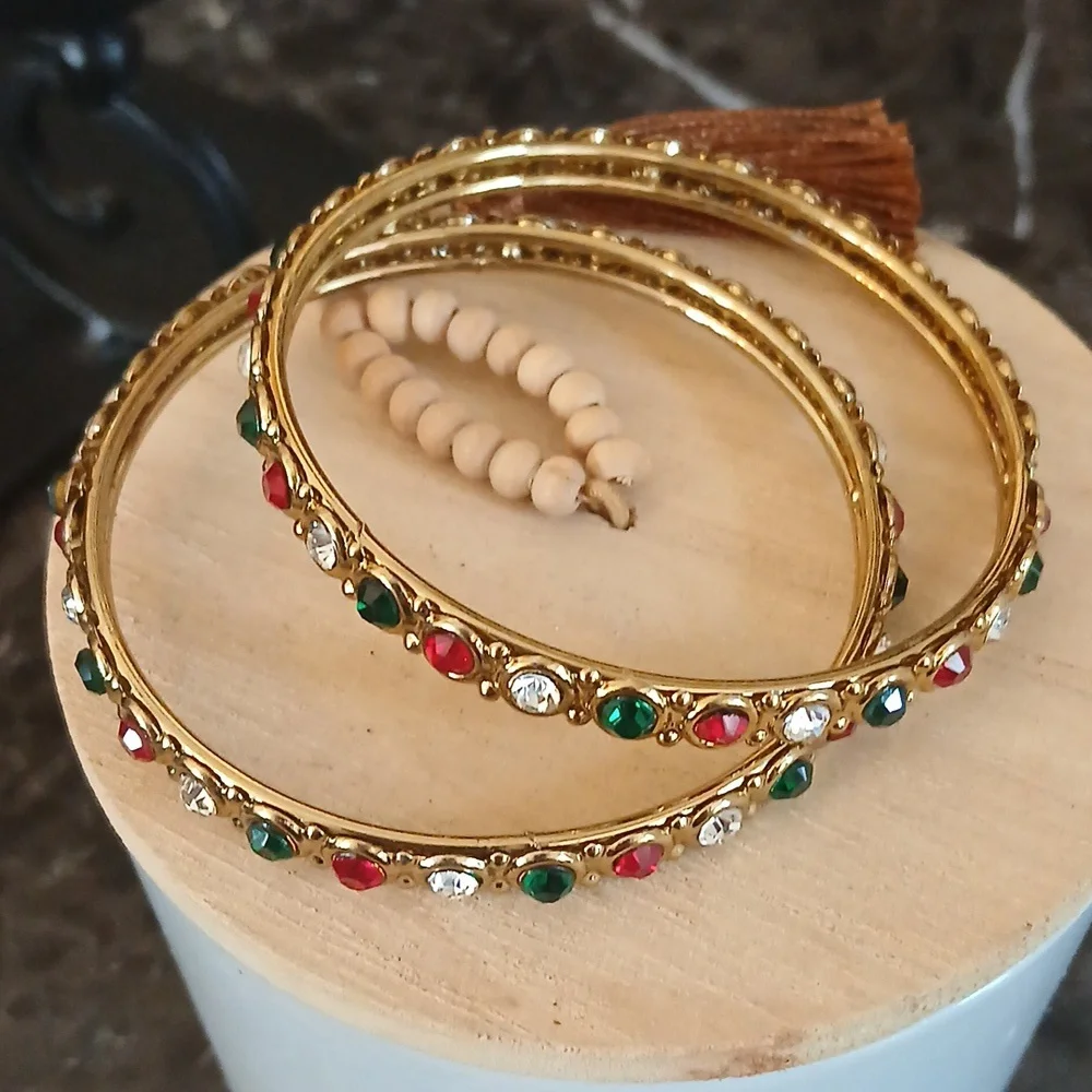 NWOT Elegant Gold Multi-Color Stone Bangle Bracelet Set